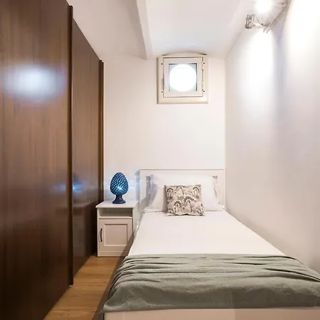 Casa Marchese Lucia Róma