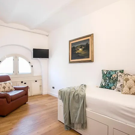 Casa Marchese Lucia Rome