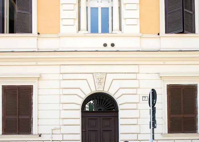 Casa Marchese Lucia *