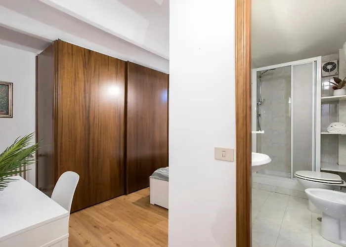 Casa Marchese Lucia *